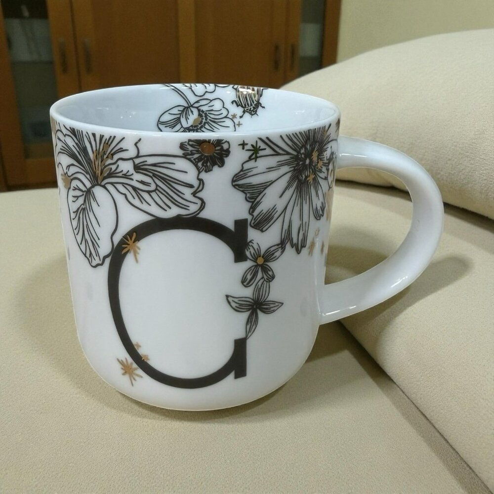 Nordstrom Monogram Initial “C” White Black Metallic Gold Elegant Mug Porcelain